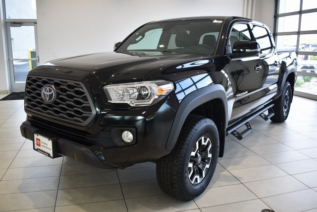 2021 Toyota Tacoma TRD Off-Road photo 3