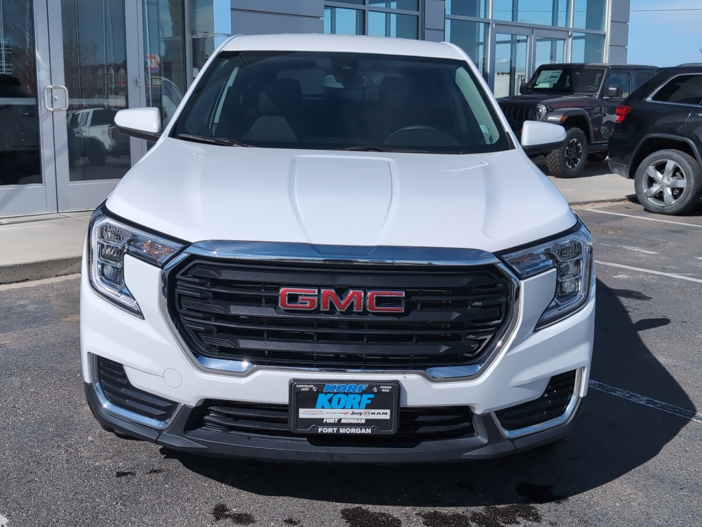 2024 Gmc Terrain SLE photo 2