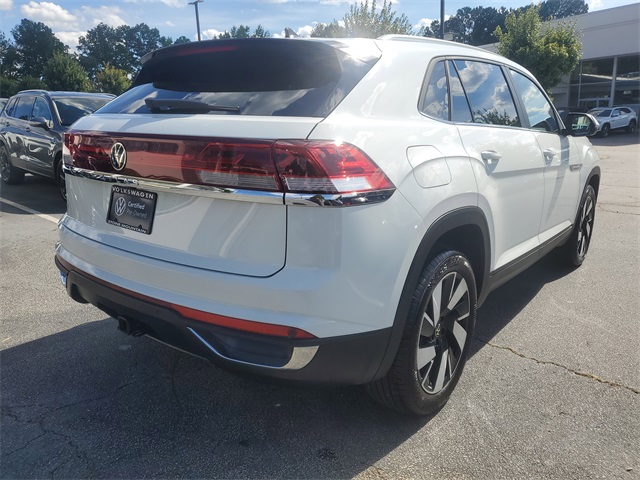 2025 Volkswagen Atlas Cross Sport SE Technology photo 3