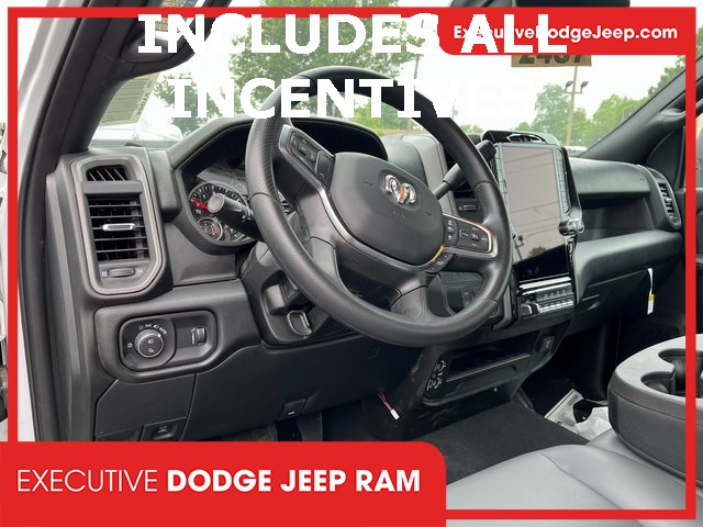 2025 Ram 2500 Tradesman photo 7