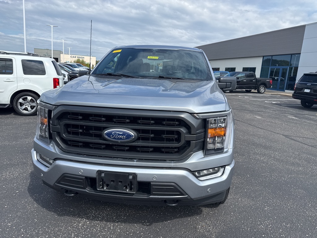 2022 Ford F-150 XLT photo 9