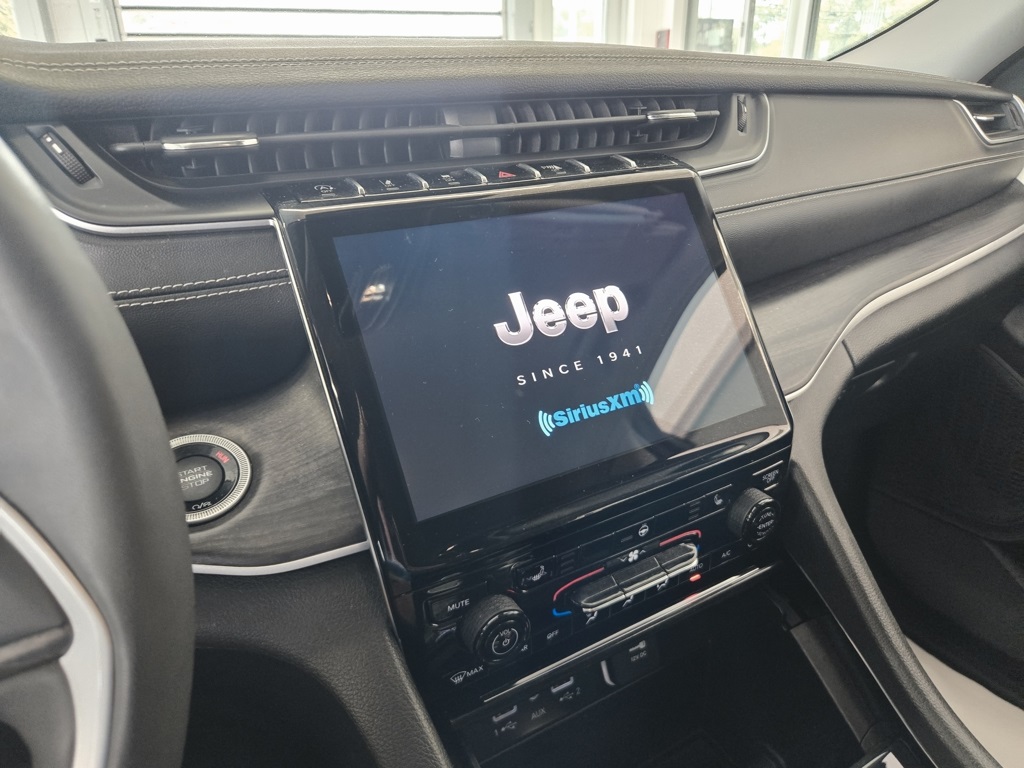 2023 Jeep Grand Cherokee Limited photo 25