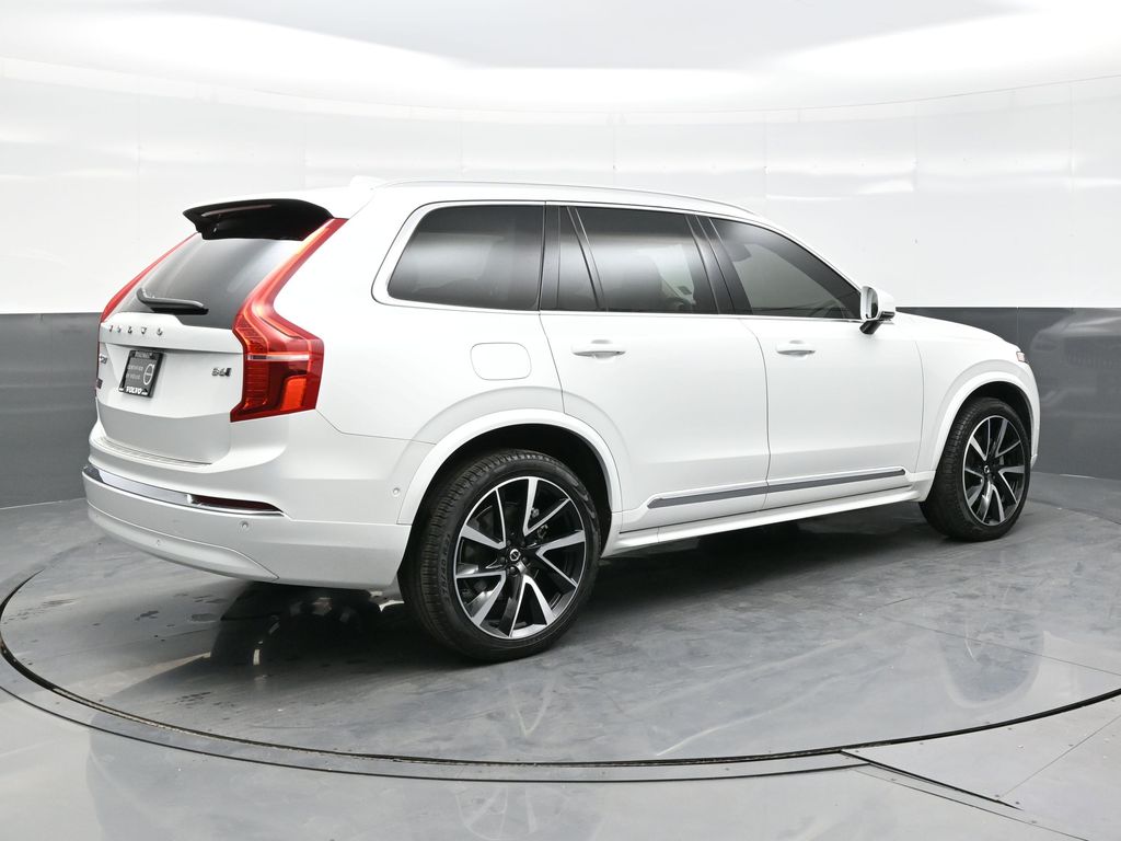 2024 Volvo XC90 Plus photo 6