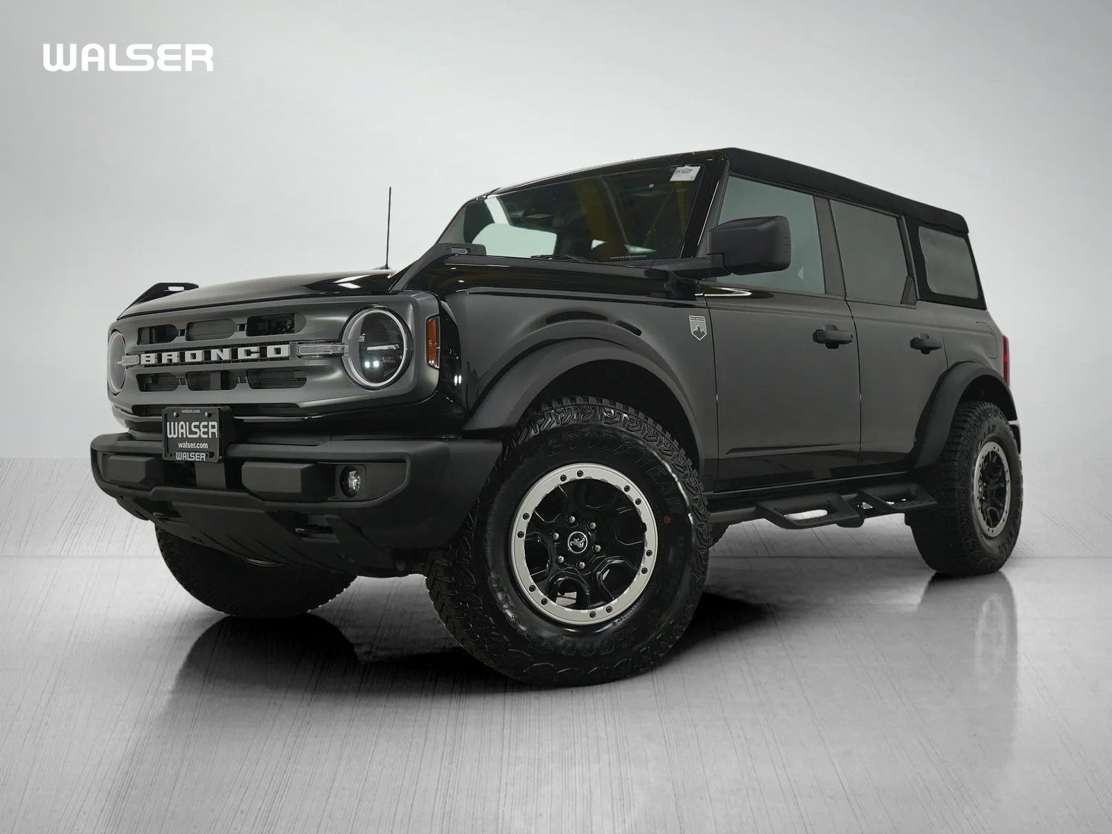 2023 Ford Bronco 4-Door Big Bend's photo