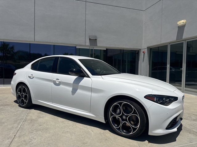 2025 Alfa Romeo Giulia
