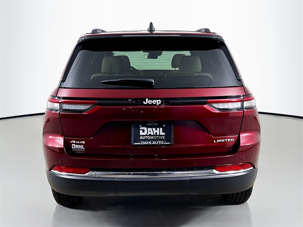 2025 Jeep Grand Cherokee Limited photo 4