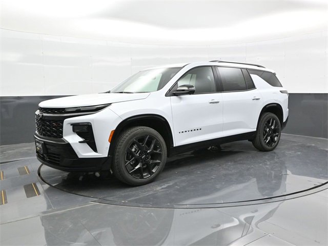 2026 Chevrolet Traverse RS photo 2