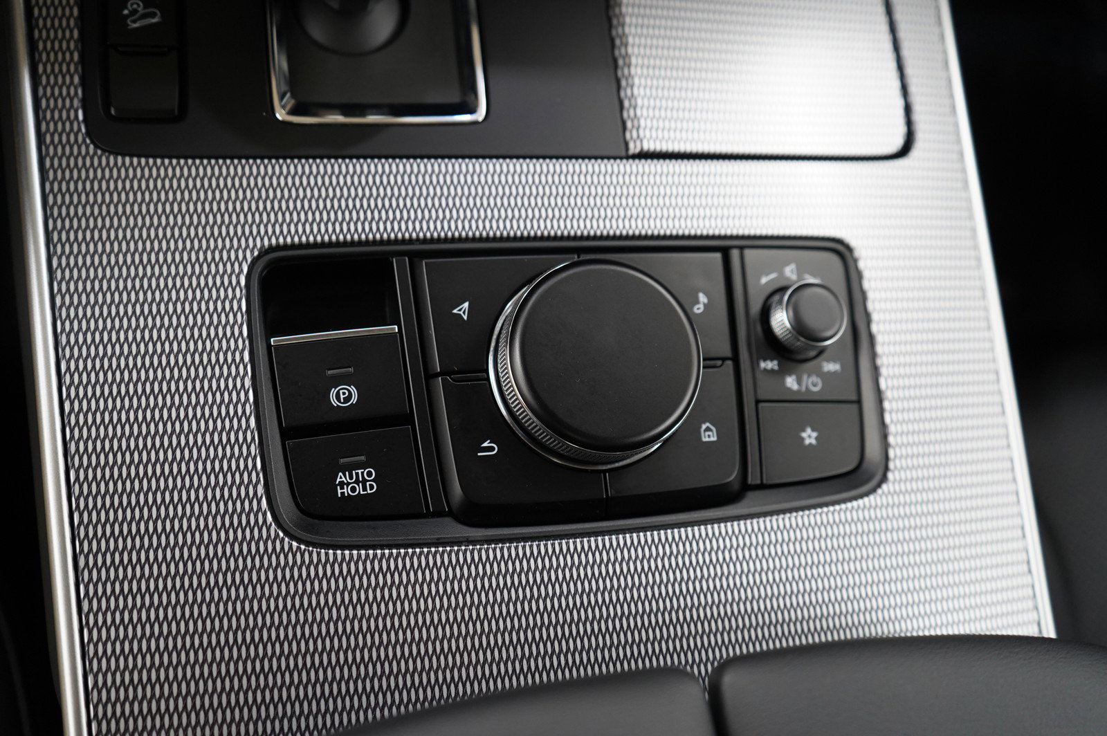 2025 Mazda CX-70 Premium photo 25
