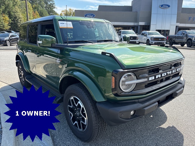 2025 Ford Bronco Outer Banks photo 2