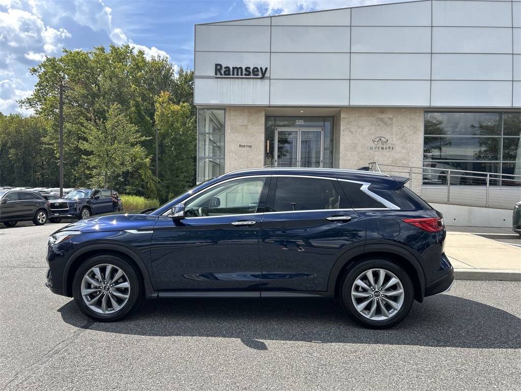 2021 Infiniti QX50 Luxe photo 4
