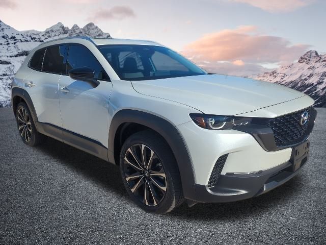 2025 Mazda CX-50 Premium Plus's photo