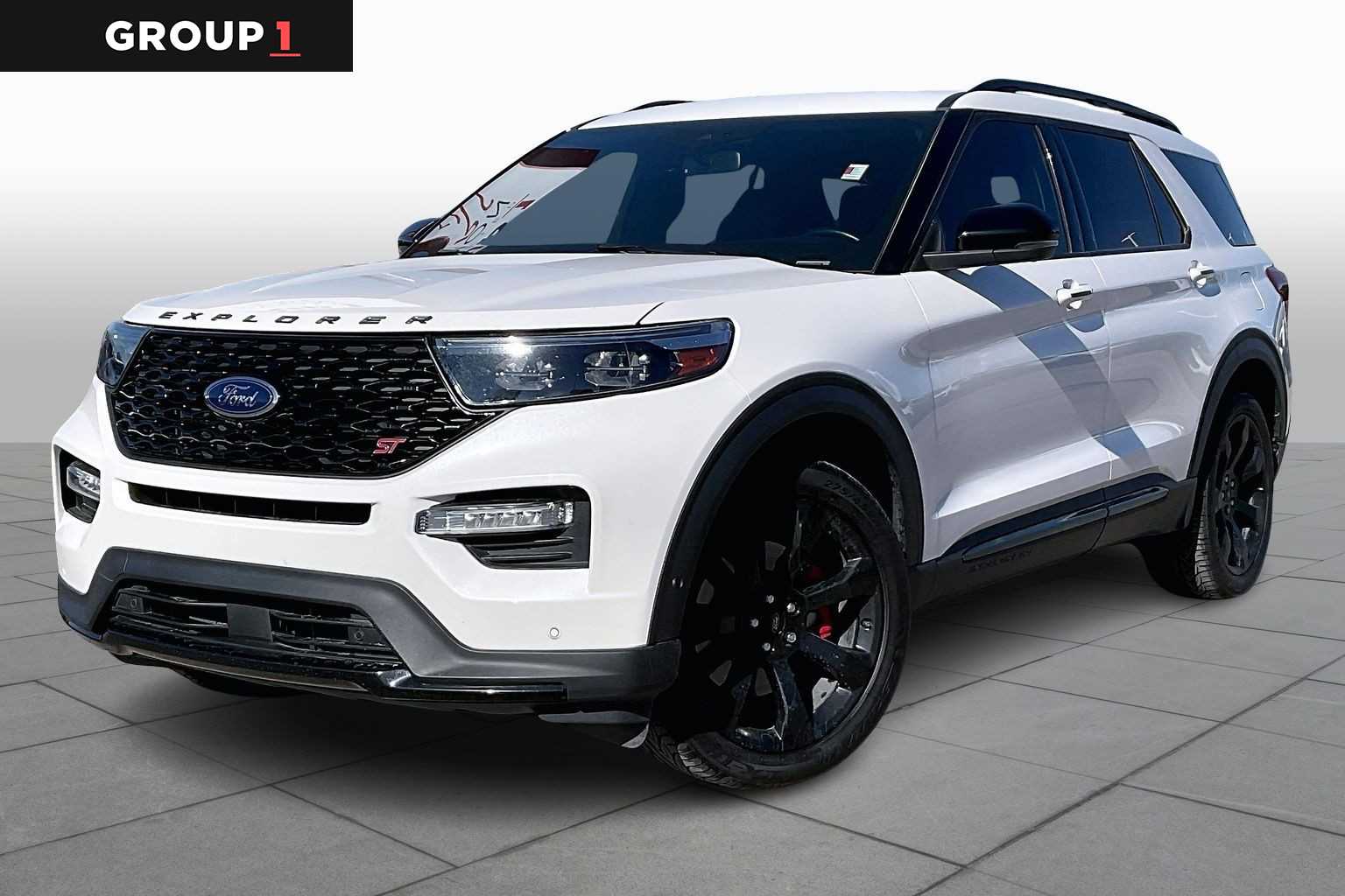 2021 Ford Explorer ST's photo