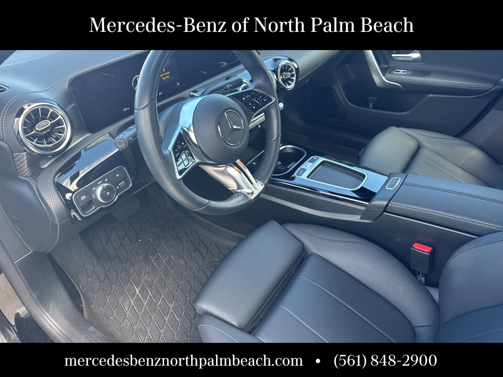 2025 Mercedes Benz CLA 250 photo 6