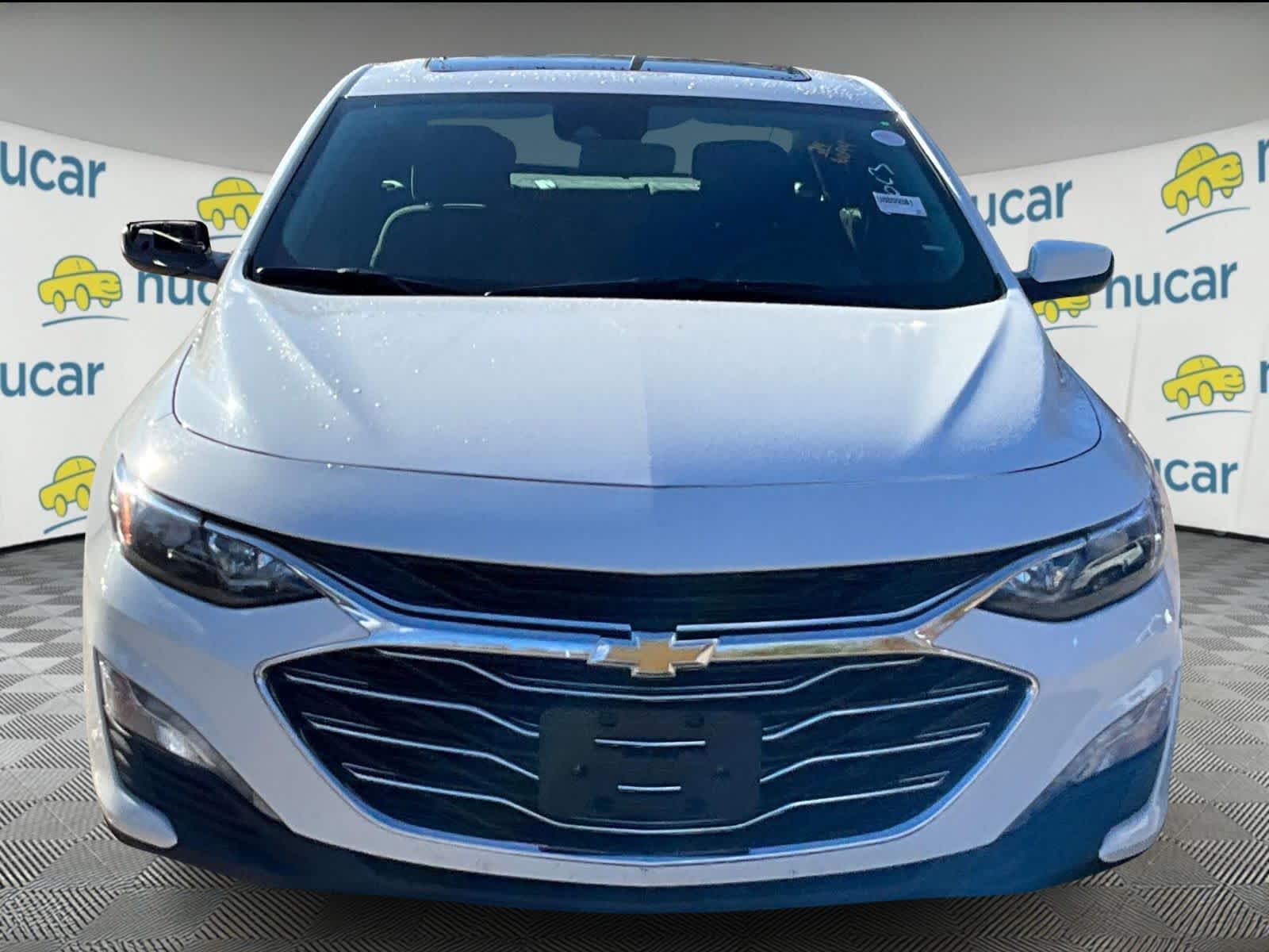 2024 Chevrolet Malibu 1LT photo 2