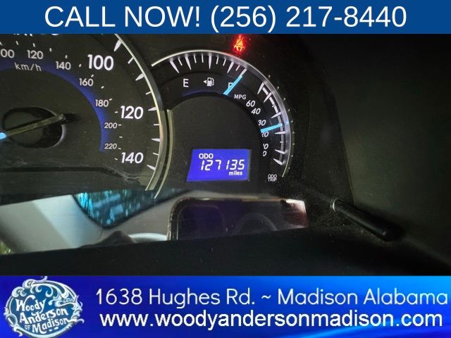 2013 Toyota Camry XLE photo 3