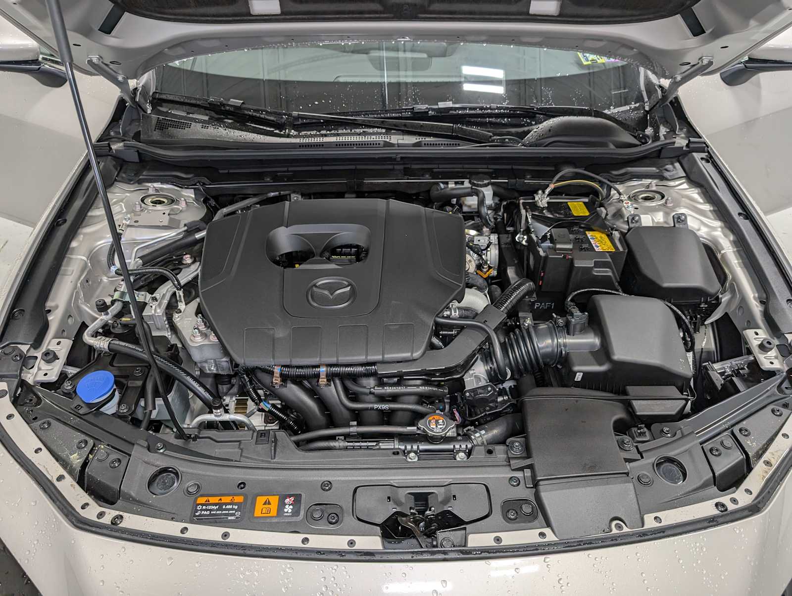 2025 Mazda Mazda3 Hatchback 2.5 s Preferred photo 12