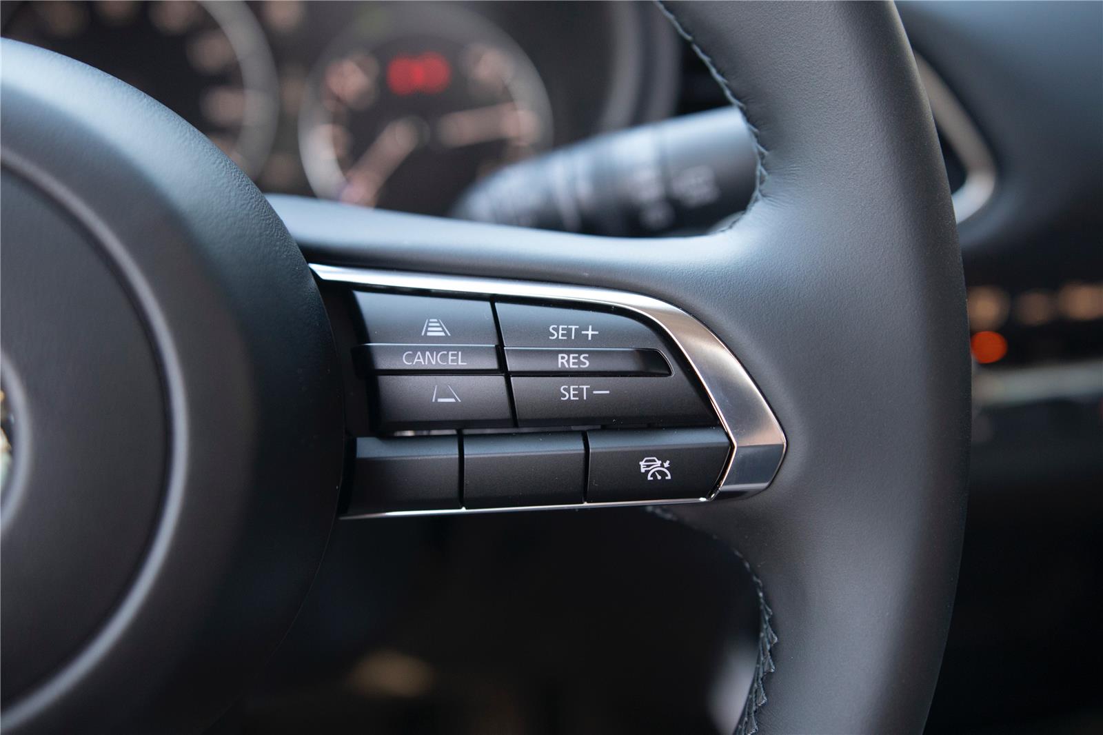 2025 Mazda CX-30 2.5 S Preferred photo 17