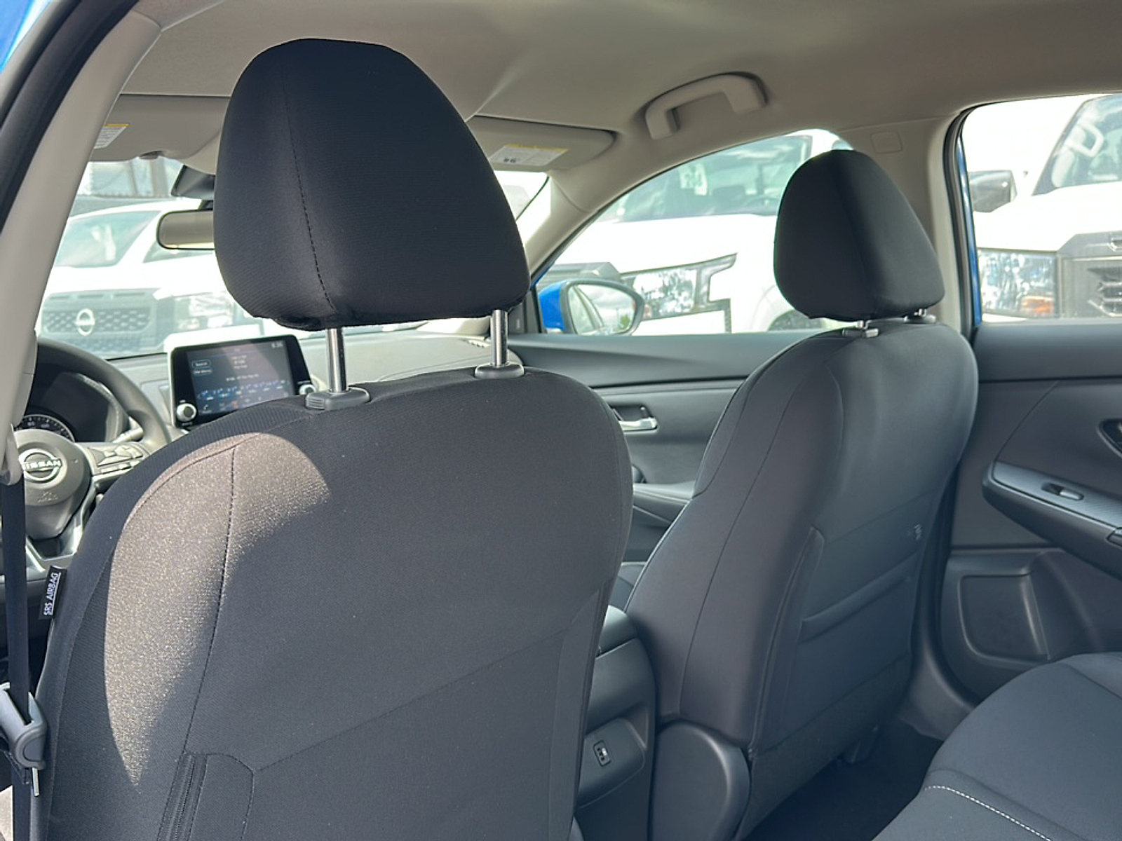 2025 Nissan Sentra SV photo 3
