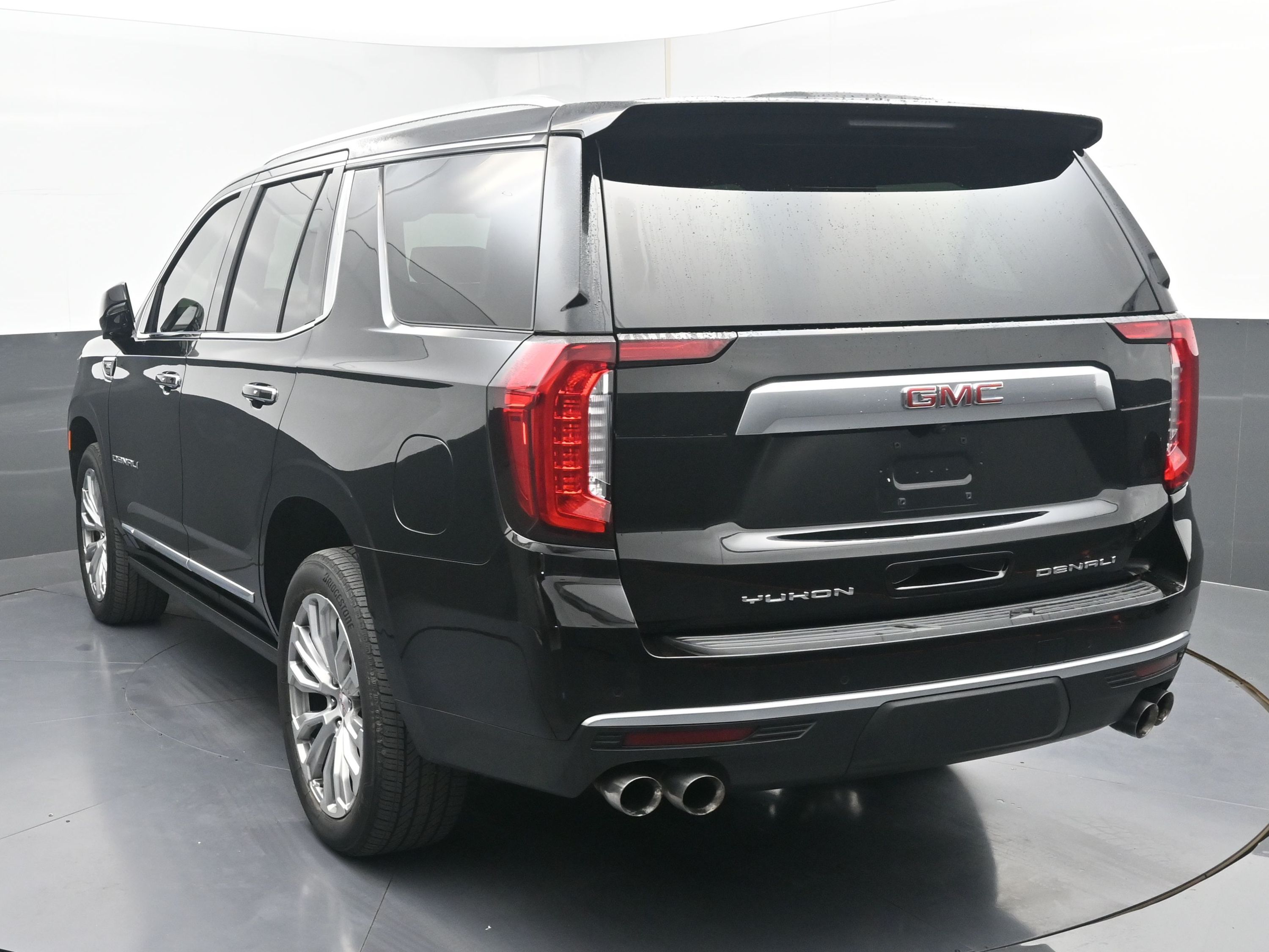 2022 Gmc Yukon Denali photo 3