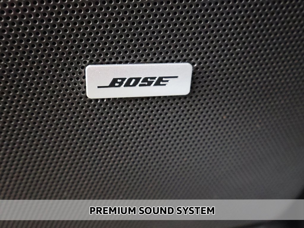 2022 Cadillac XT6 Premium Luxury photo 2