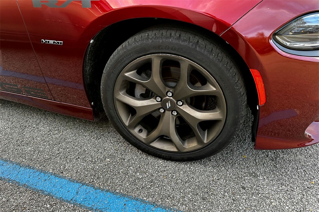 2019 Dodge Charger R/T photo 6