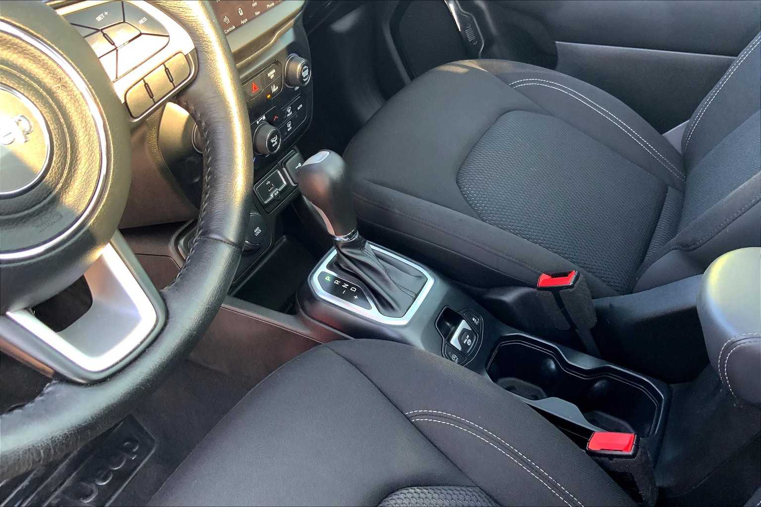 2023 Jeep Renegade Latitude photo 15