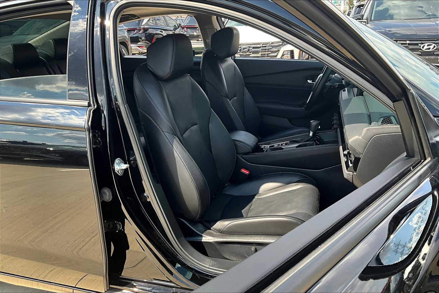 2024 Honda Accord Hybrid Touring photo 8