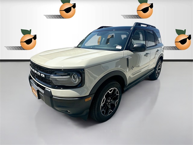 2025 Ford Bronco Sport Outer Banks photo 2