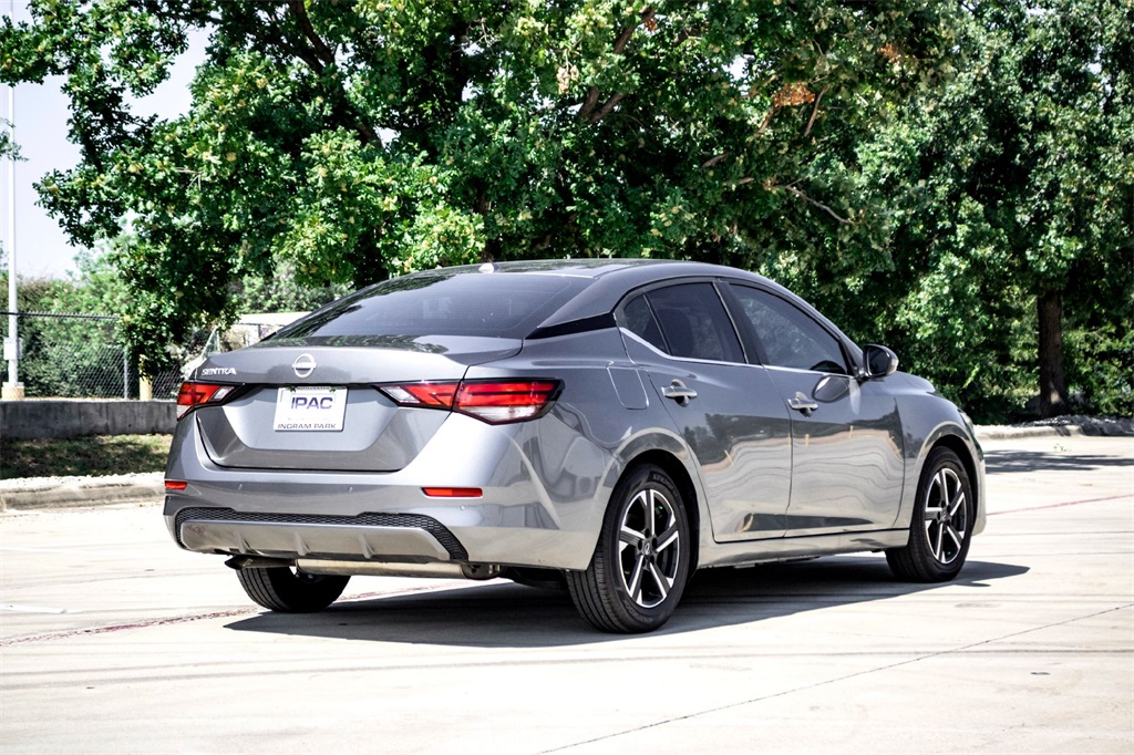 2025 Nissan Sentra SV photo 5