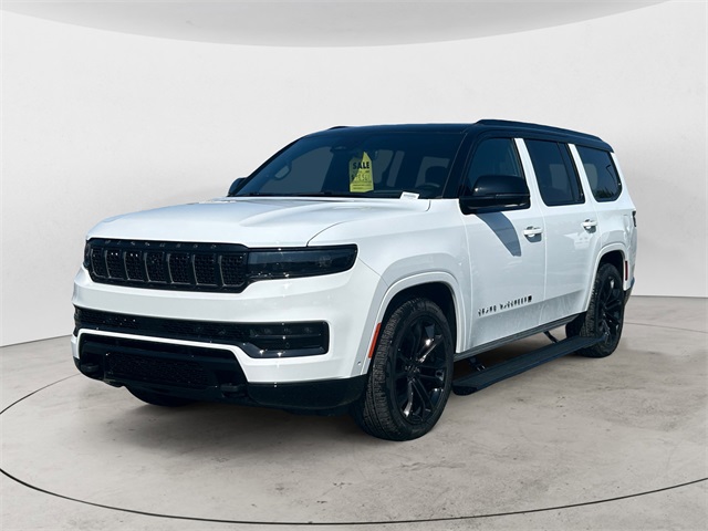 2024 Jeep Grand Wagoneer Series II's photo
