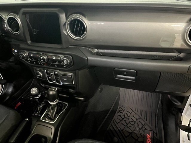 2023 Jeep Gladiator Overland photo 19