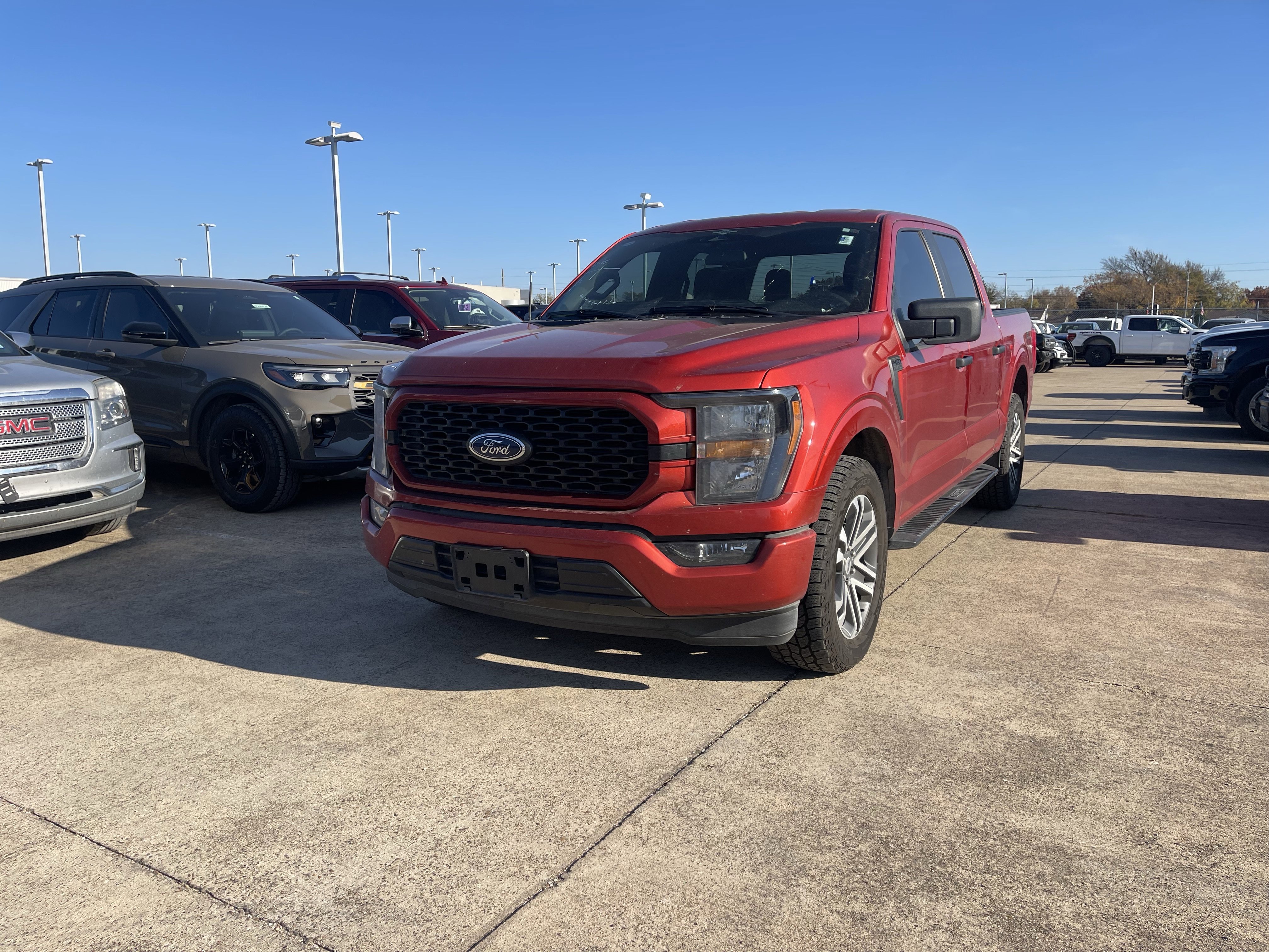 2023 Ford F-150 XL's photo