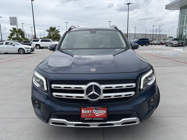 2022 Mercedes Benz GLB 250 photo 2