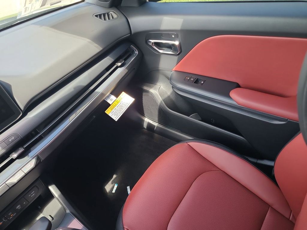 2025 Kia K4 GT-Line Turbo photo 15