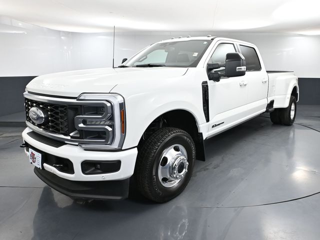 2025 Ford F-350 photo 8