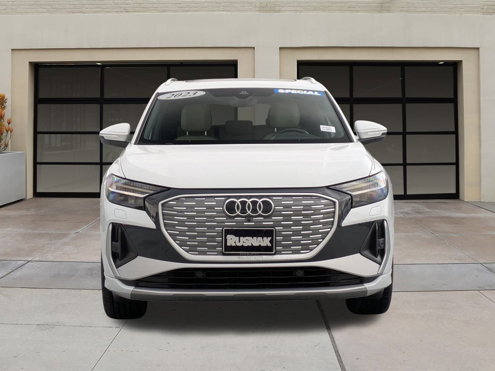 2023 Audi Q4 50 E-tron Prestige photo 2