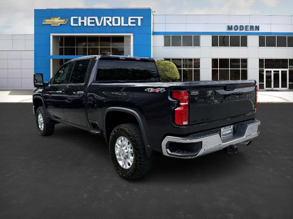 2024 Chevrolet Silverado 2500HD LTZ photo 3