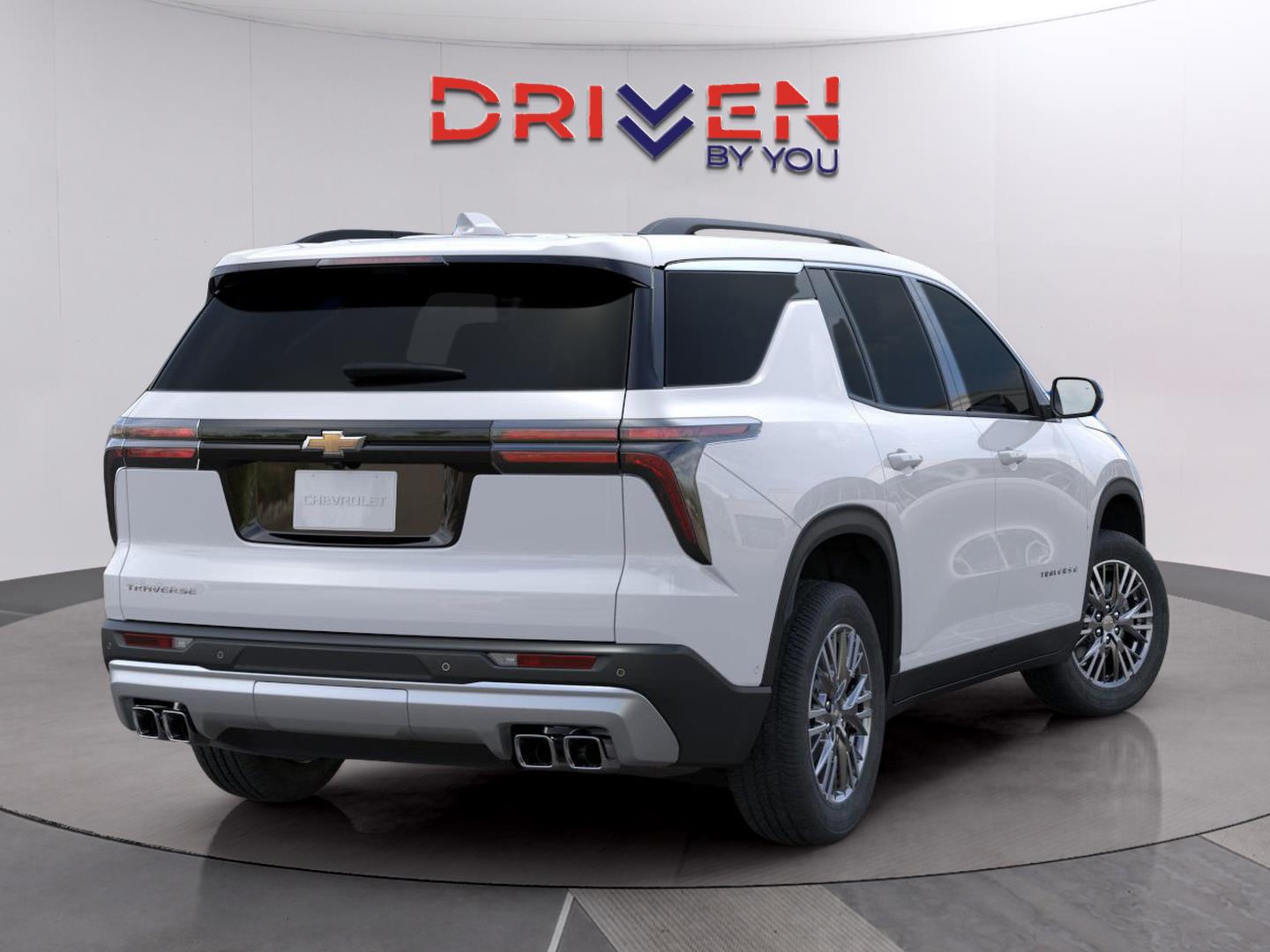 2026 Chevrolet Traverse photo 3