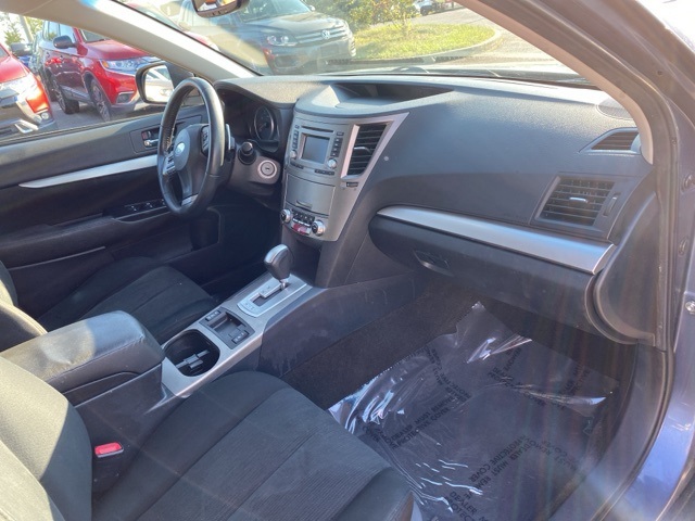 2014 Subaru Outback 2.5i Premium photo 25