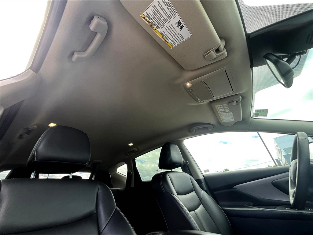 2023 Nissan Murano SV photo 22