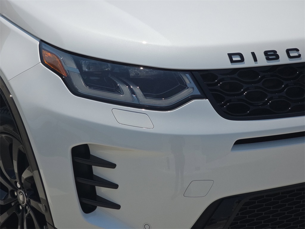 2025 Land Rover Discovery Sport SE photo 20