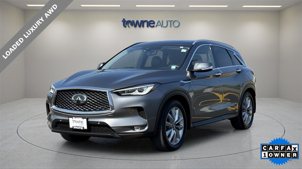 2022 INFINITI QX50 Essential's photo