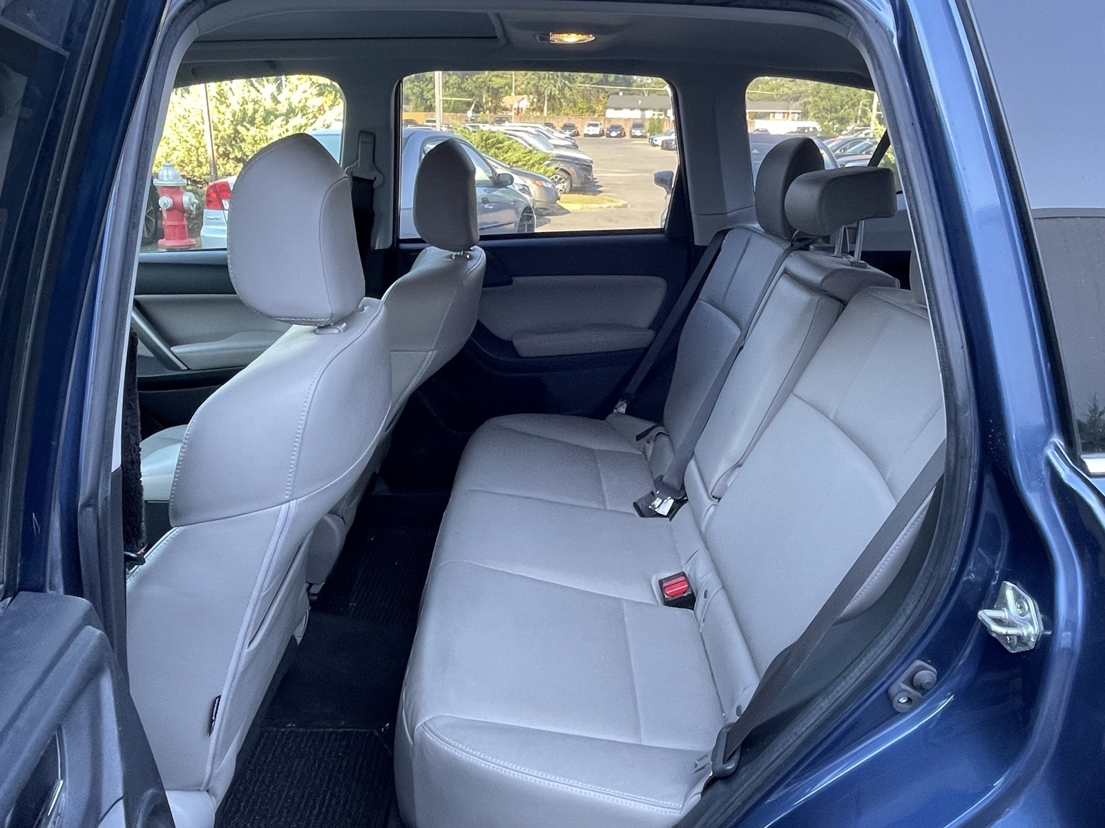 2014 Subaru Forester 2.5i Touring photo 25