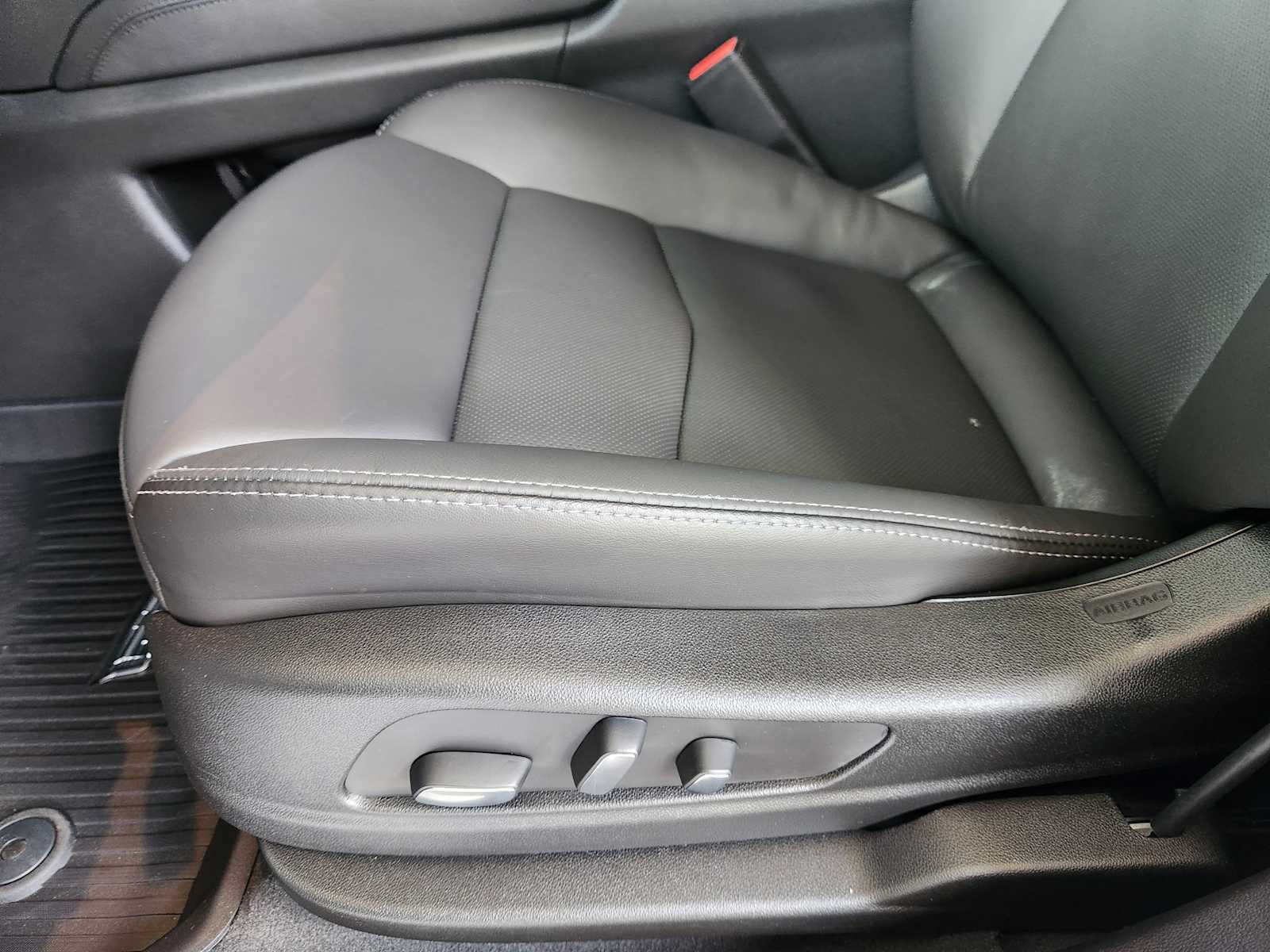 2025 Cadillac XT5 Premium Luxury photo 12