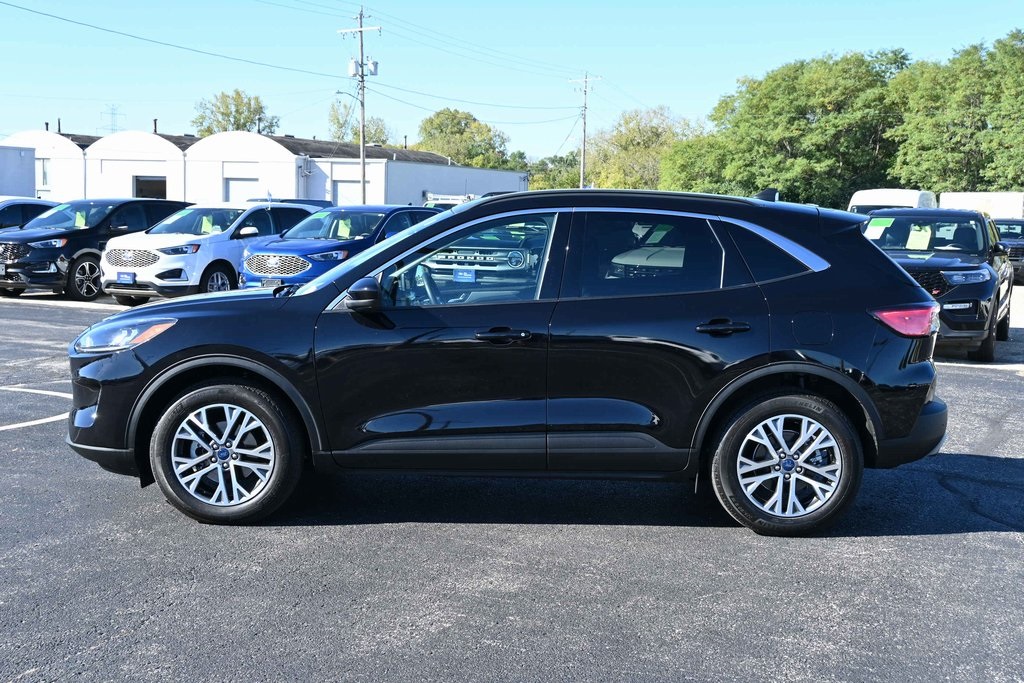 2022 Ford Escape SEL photo 3