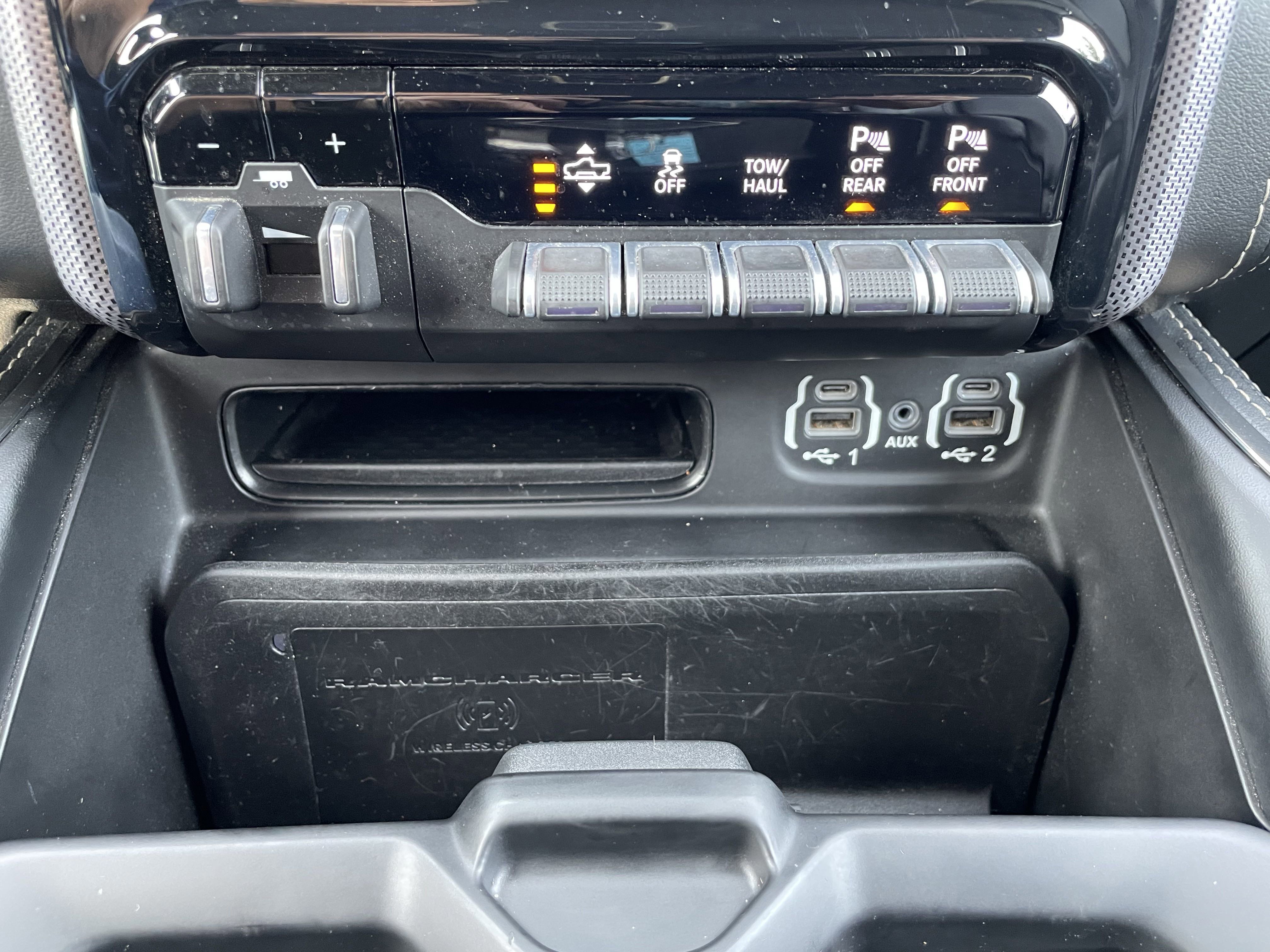 2021 Ram 1500 Limited photo 3