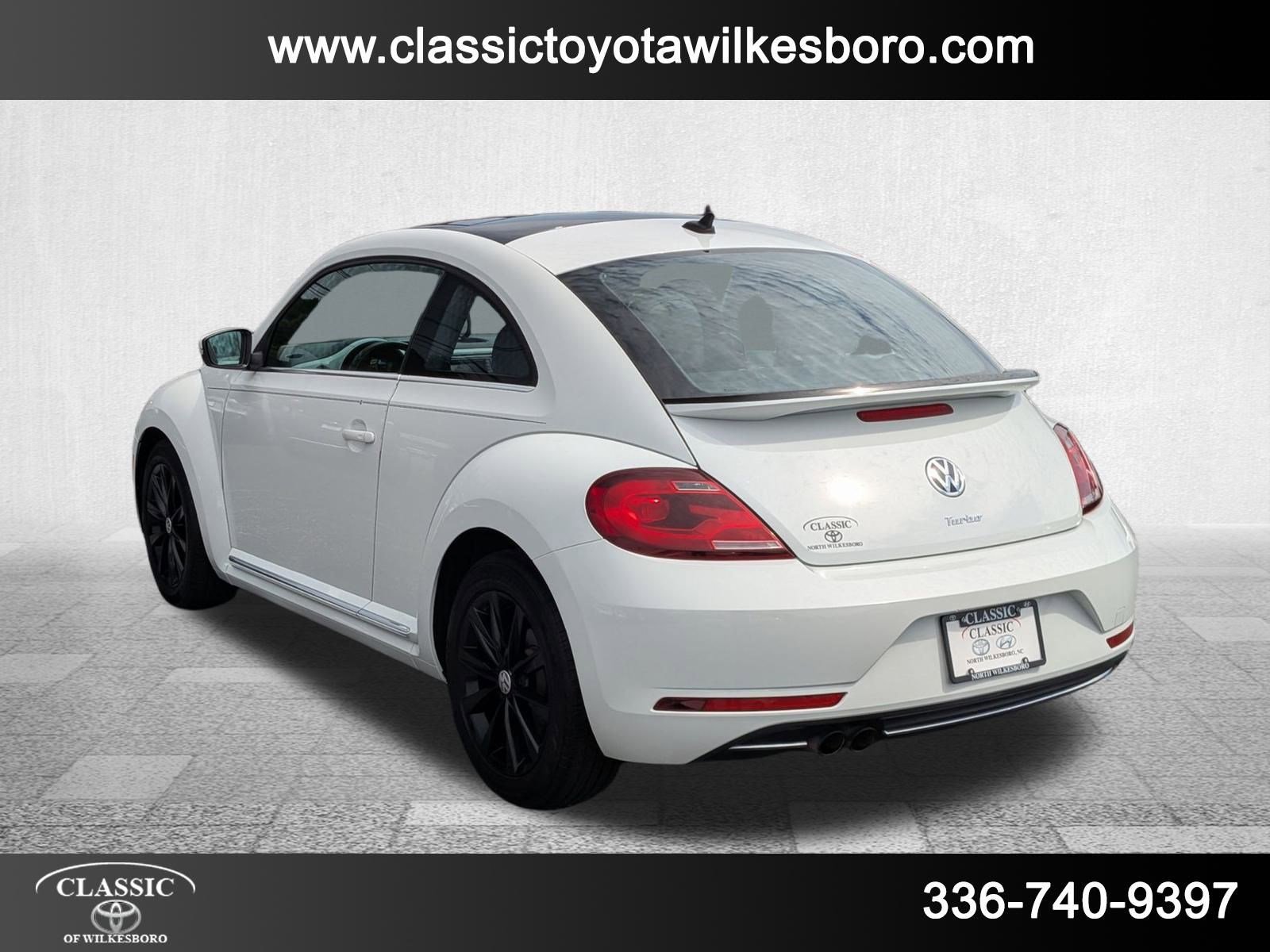 2019 Volkswagen Beetle SE photo 7