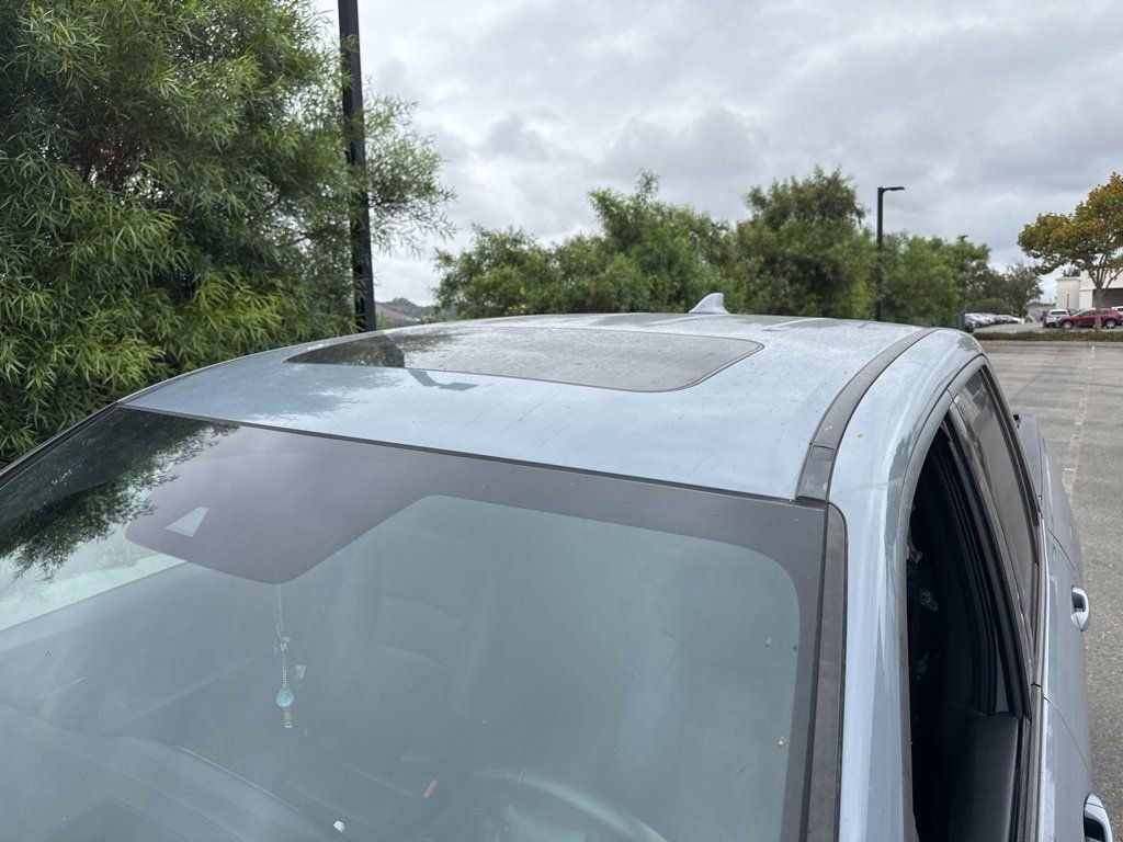 2022 Honda Ridgeline Black Edition photo 4