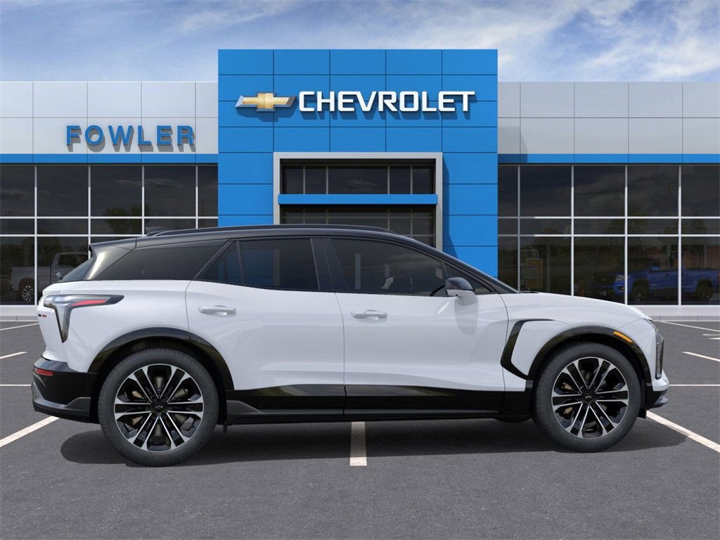 2026 Chevrolet Blazer EV photo 4