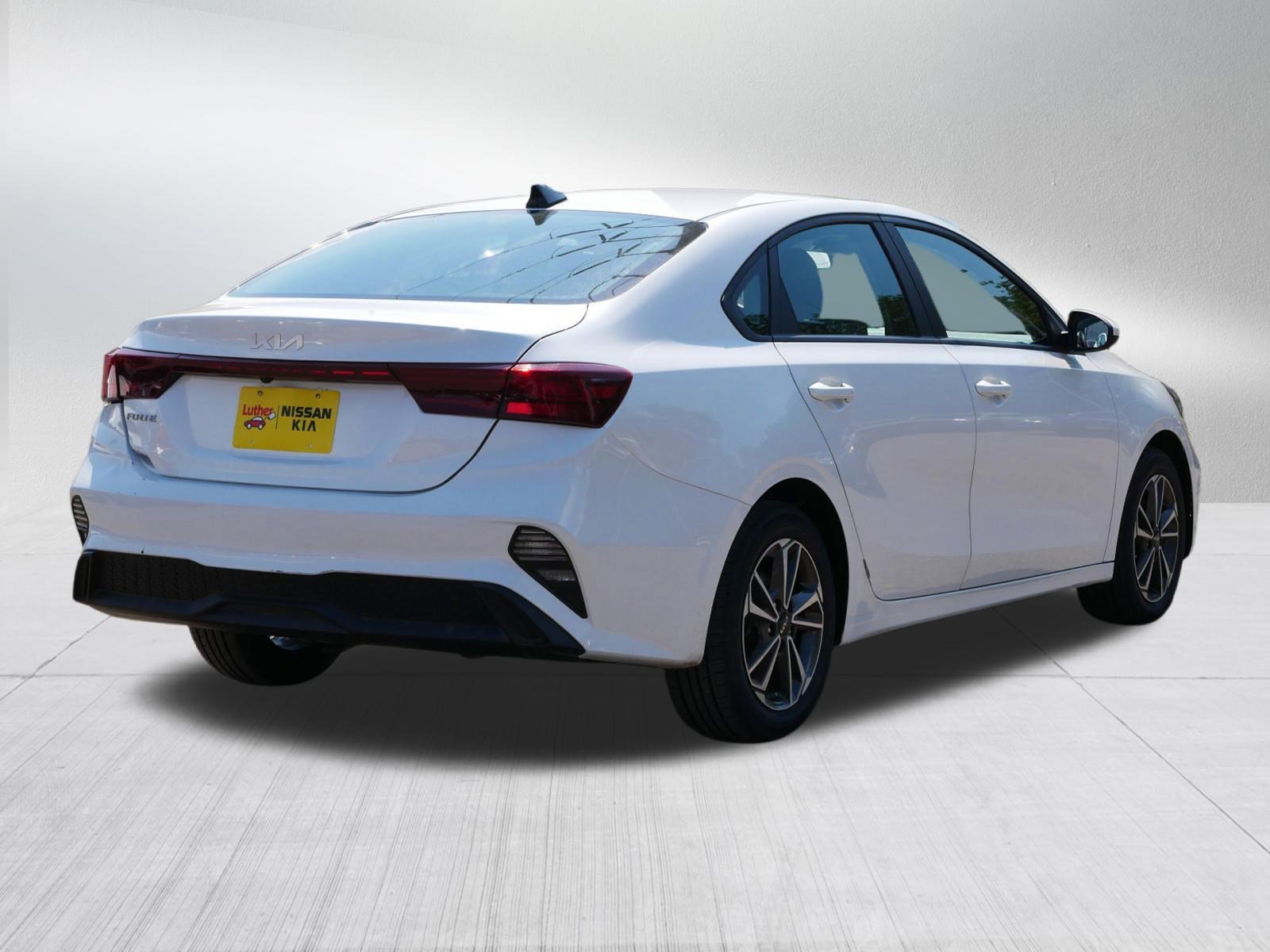 2023 Kia Forte LXS photo 7
